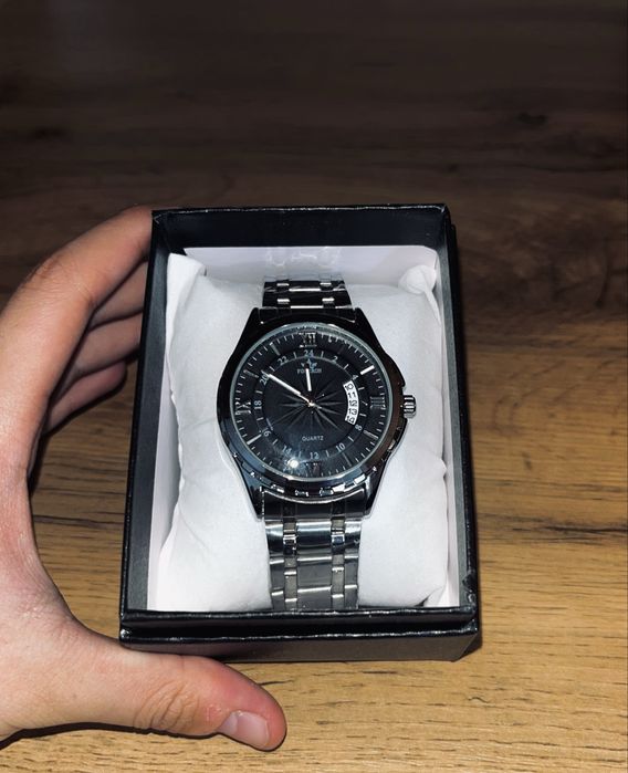 Механические часы (FOURRON)