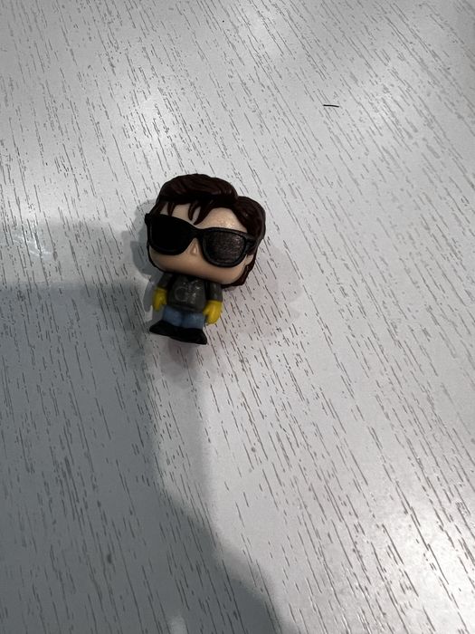 Kinder Joy Очень Странные Дела Обмен