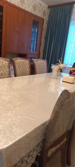 гостинной стол для гостинной