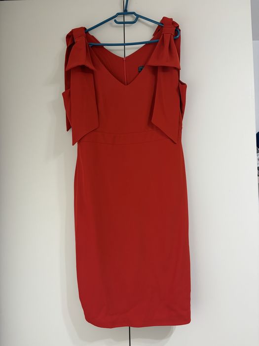 Rochie eleganta rosie cu fundite