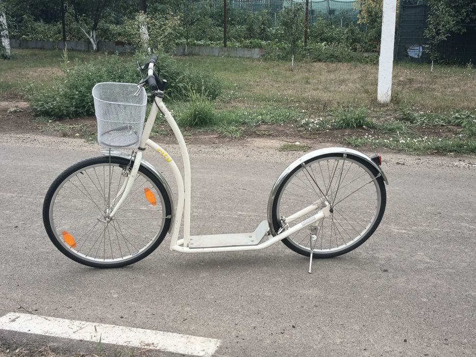 Vând trotinetă BlauWerk City