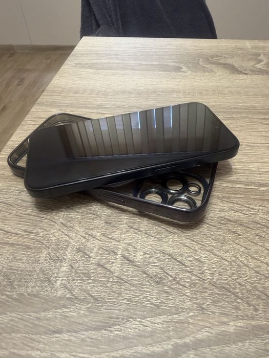 iPhone 15 Pro 128GB – Перфектен – Пълен комплект + Подаръци