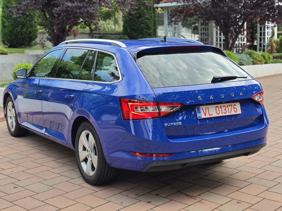 SKODA Superb 2022 — imagine 4