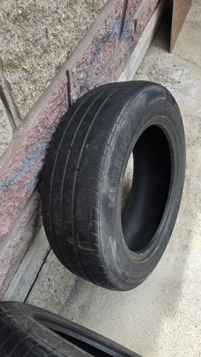 Продам Шины Кумхо 185/65/15