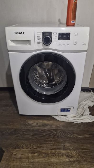 Продам стиральную машину