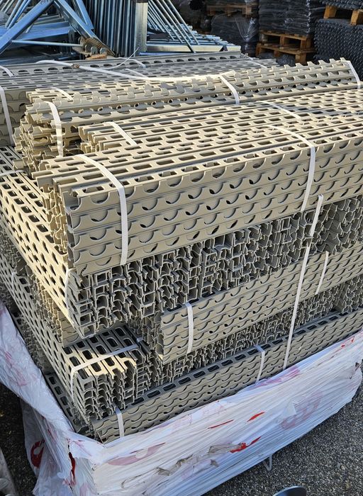 Distantier linear cofraje