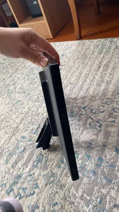 Продается монитор подходит для видеонаблюдения