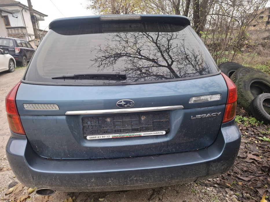 Продавам на части Субару Легаси 2004г