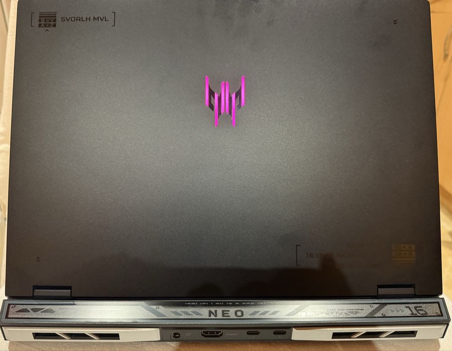 Геймърски лаптоп Acer Predator Helios Neo 16