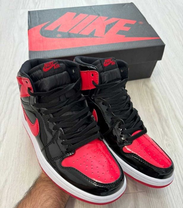 Jordan 1 Patent Bred rosu 36-44 Femei- barbati  ( Verificare Colet)
