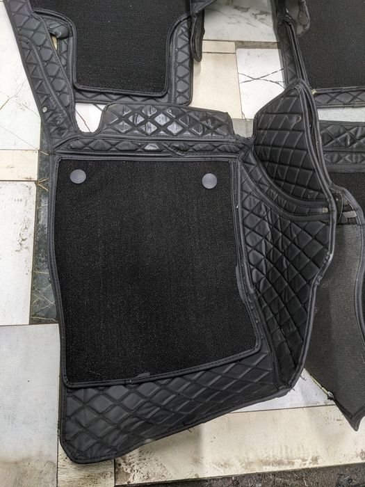 Toyota Land Cruiser 300 коврики