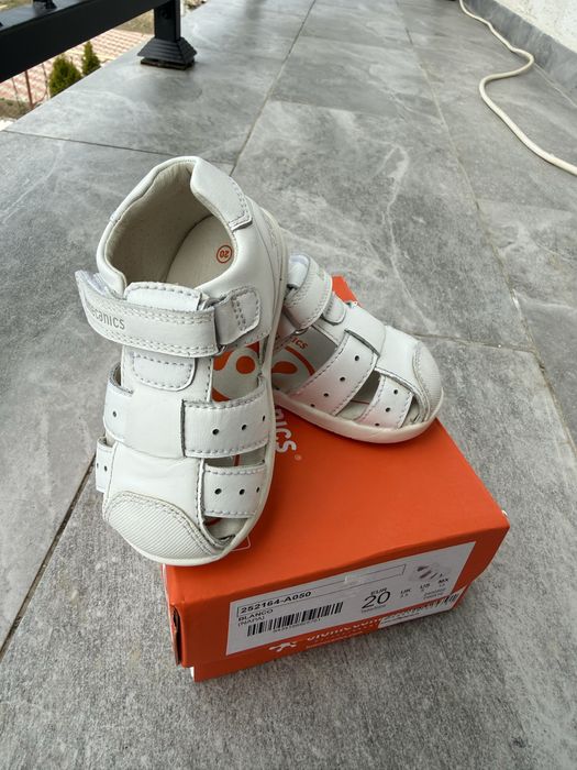 Sandale Biomecanics din piele albe nr. 20