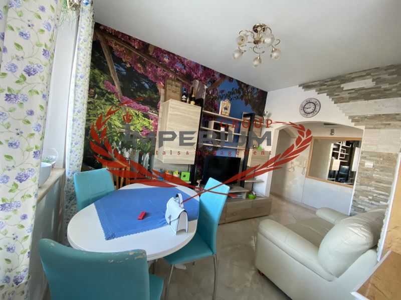 Дава се под наем Четиристаен апартамент в Варна, Базар Левски - 90 кв.м за 459 € - Снимка #2