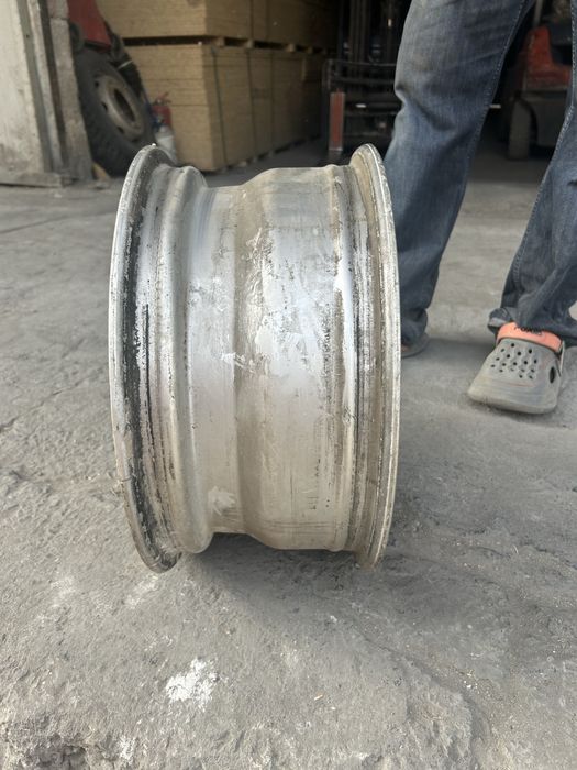 Продам диск на Тойоту