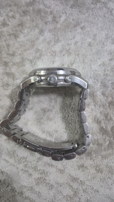 Продам часы Michael Kors