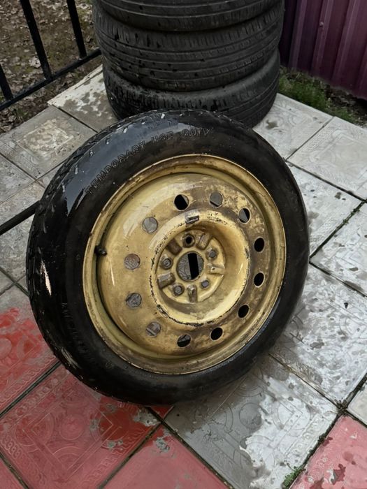 Таблека запаска шины с дисками