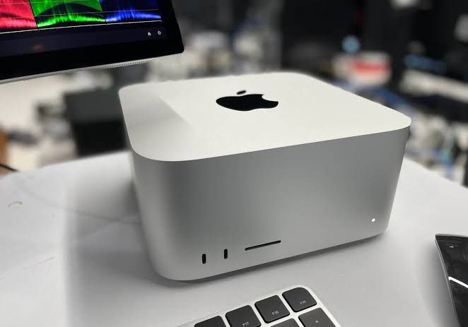Mac Studio M2 Ultra 128Gb RAM 1Tb PRET FIX