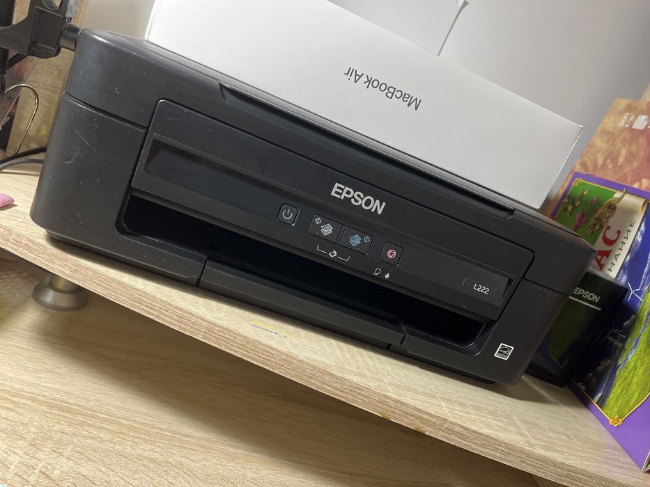 Продам принтер EPSON l222