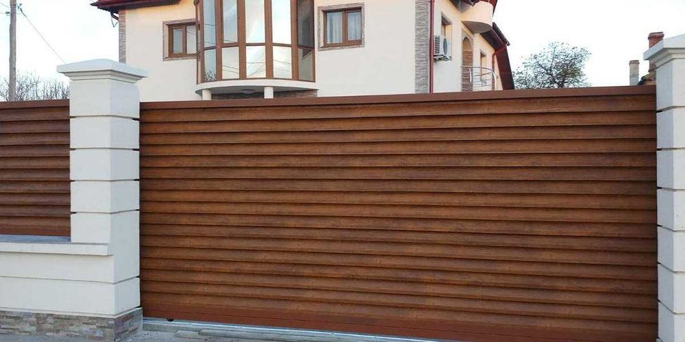 Construim garduri din panou jaluzele, sipca metalica, BCA tabla plasa