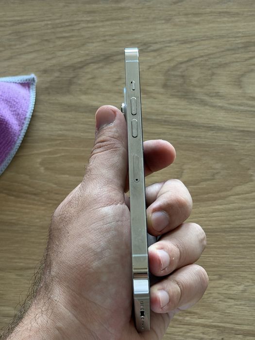 Iphone 13 Pro, Silver, 128, stare foarte buna, vandut in cutie originala Apple cu cablu USB-C