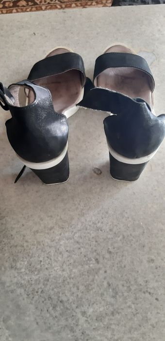 Дамски сандали естествена кожа