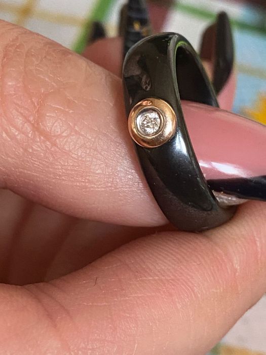 Кольцо с бриллиантом