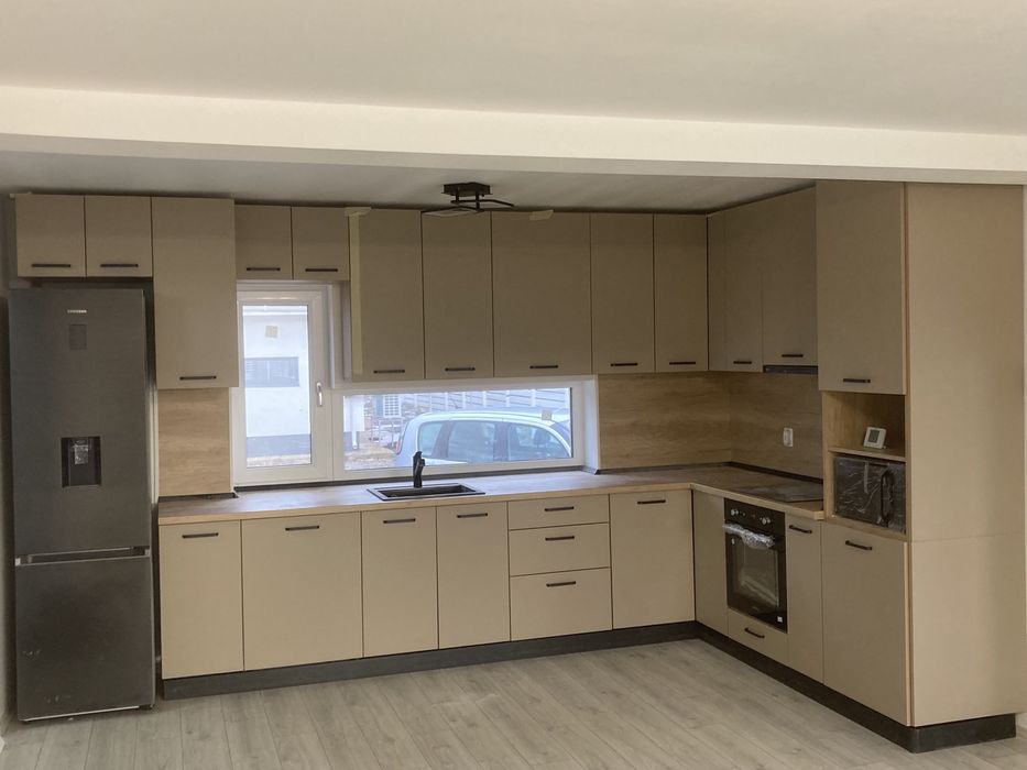 Montez mobila bucatarie Leroy Merlin