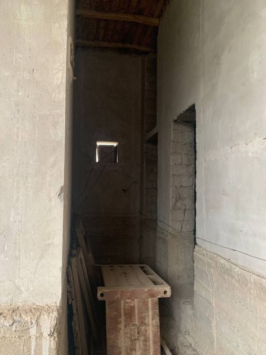 Srocno sotiladi Uy  8.5 sotix