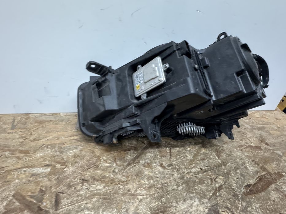 Far faruri bmw X5 F15 X6 F16 bi xenon 2014-2018 dreapta