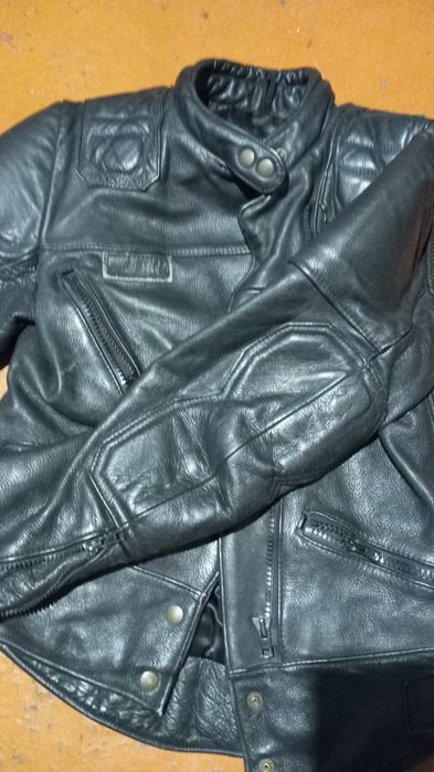 Куртка байкера женская