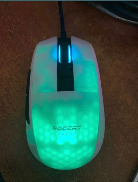 Mouse gaming Roccat Burst Pro RGB