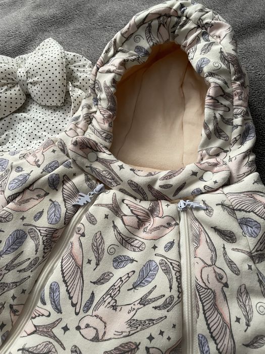 Продам весенний комбинезон 62-68