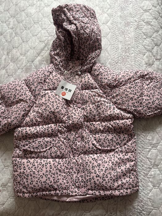 Теплая курточка на девочку