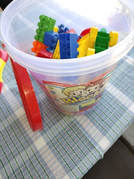 Детски играчки за момичета и момчета