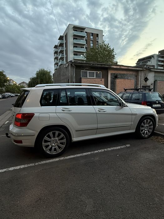 Vând Mercedes GLK  200 CDI