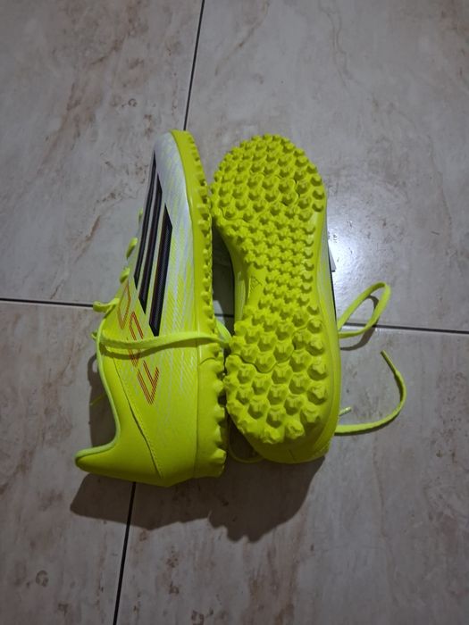 ghete fotbal sintetic