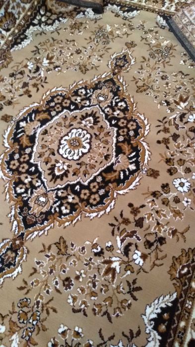 Продам ковер 2*3 м