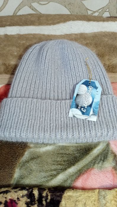 Продаю шапки из пуха норки.