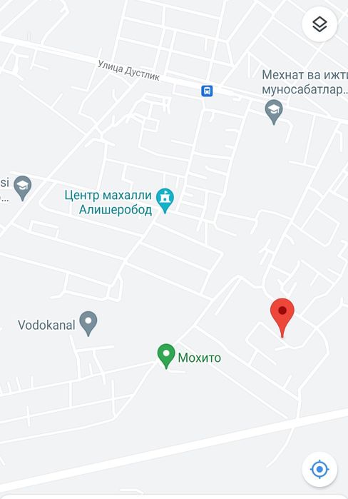 Продается 2-х этажный дом и одноэтажное здание.