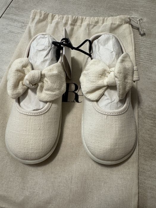 Боси обувки Zara 26