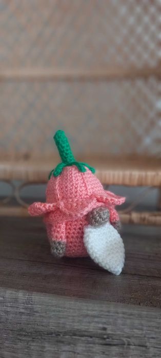 Уникални плетени играчки за декорация и усмивки