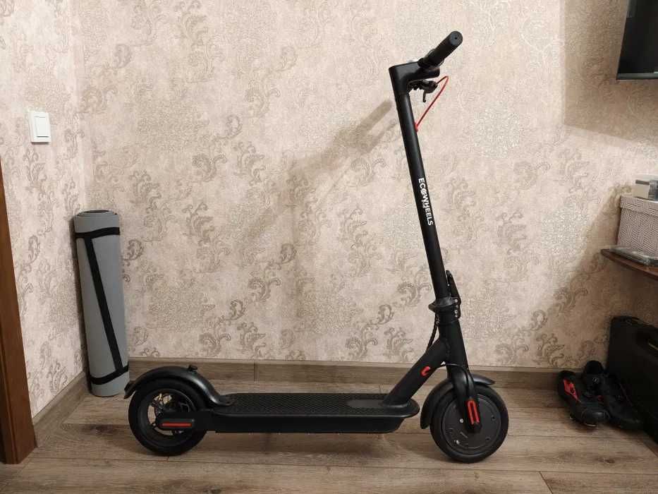 Электросамокат E-scooter