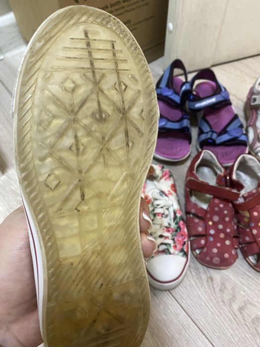 Сандали на девочку 25,29,30
