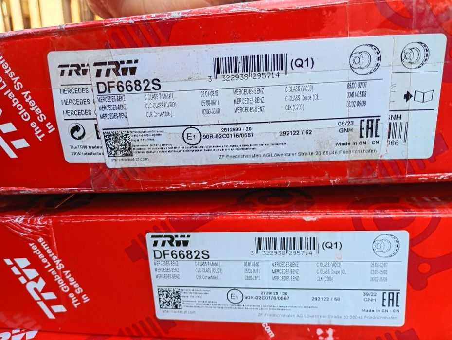 Discuri frana 330 fata Mercedes C class W203 S203 CL203 C209 A209