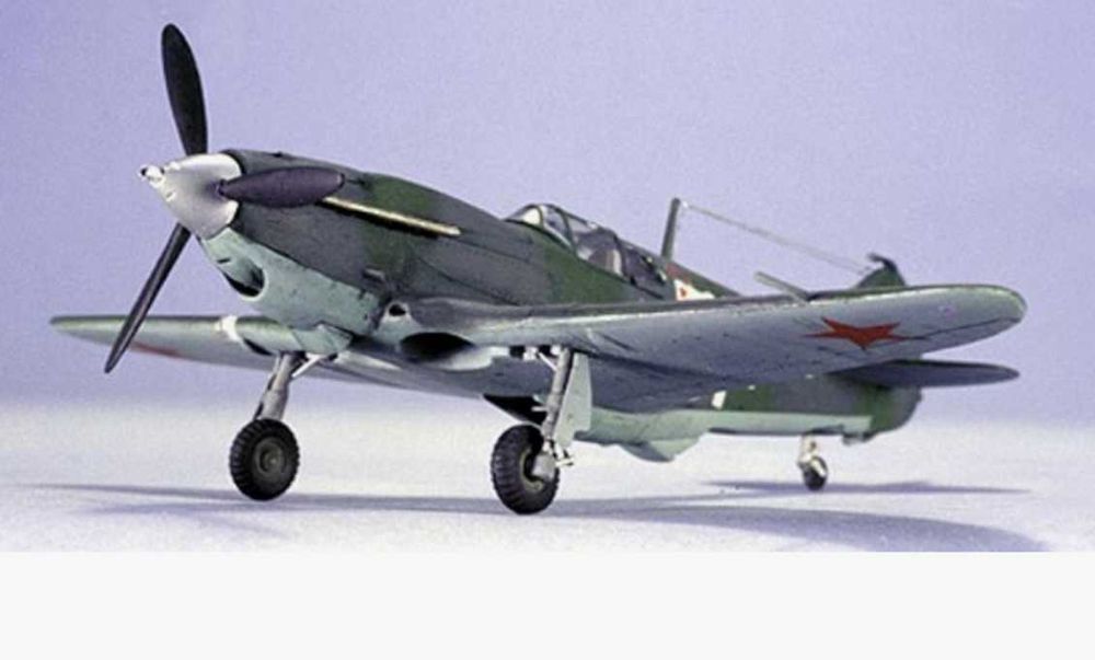 сборная модель самолёта ЛаГГ 1/72 РАРИТЕТ!