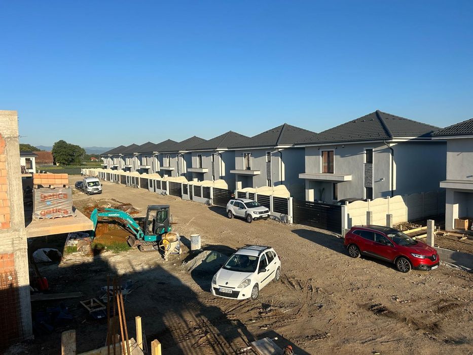 Firma constructii,15 Ani de Experienta Case la Rosu/Cheie Garduri