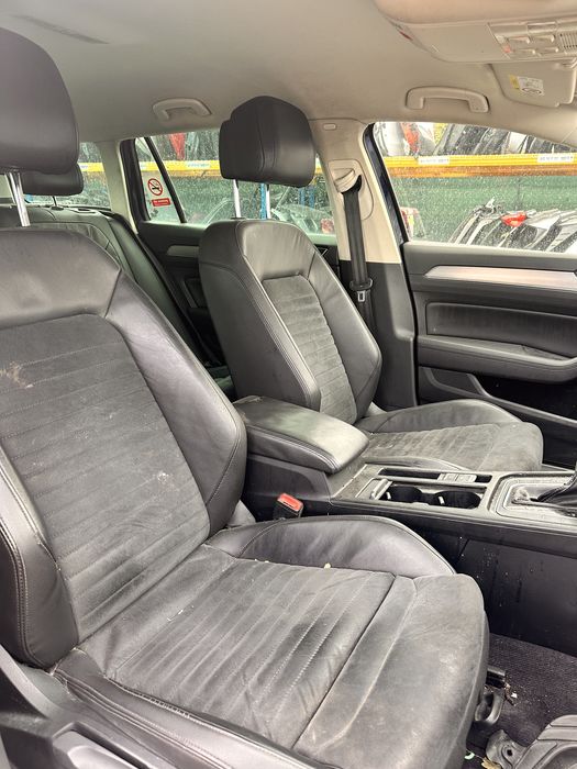 interior complet piele si alcantara volkswagen passat b8 1.4 benzina 2