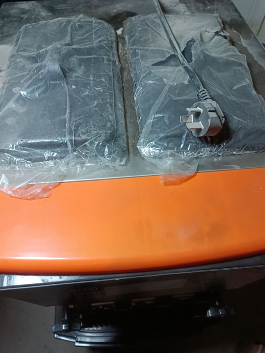 Марожный апарат сотилади