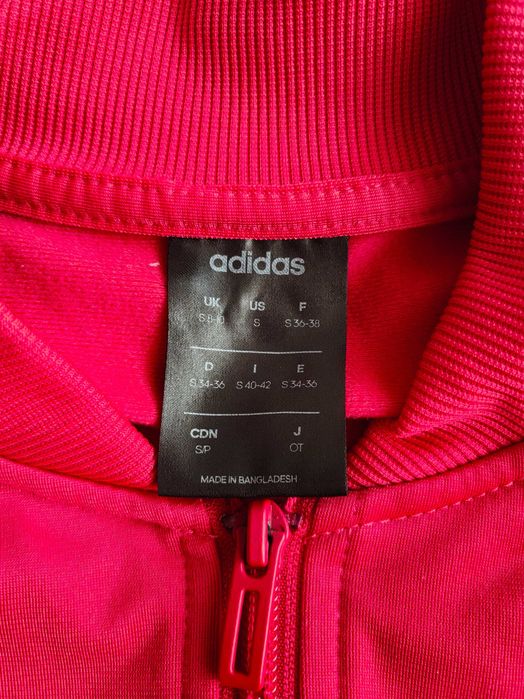 Оригинален екип Adidas S 38 размер.