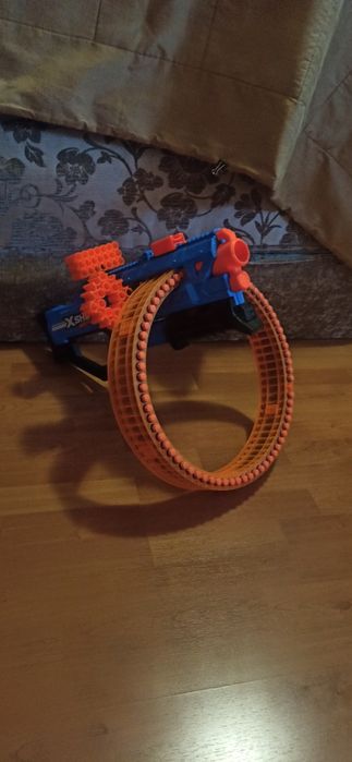 Продаю бластер XSHOT